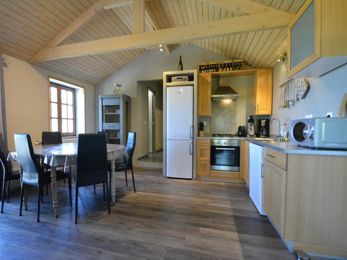 Food & Drinks 4, Charming Chalet in Vielsalm, Luxembourg