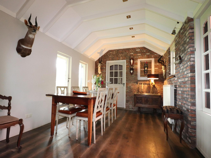 Restaurant 5, Villa in Ommen with Private Pond, Hardenberg