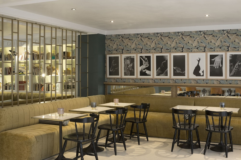 Food & Drinks 4, Petit Palace Puerta de Triana, Sevilla