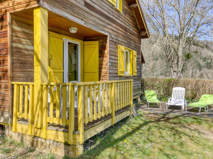 Exterior view 5, Chalet for 5 with Mezzanine, Puy-de-Dôme