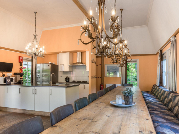 Food & Drinks 4, Castle Stay in De Eese with Royal Interiors, Steenwijkerland