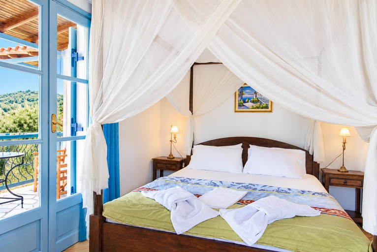 Bedroom 3, Villa Ourania, Thessaly