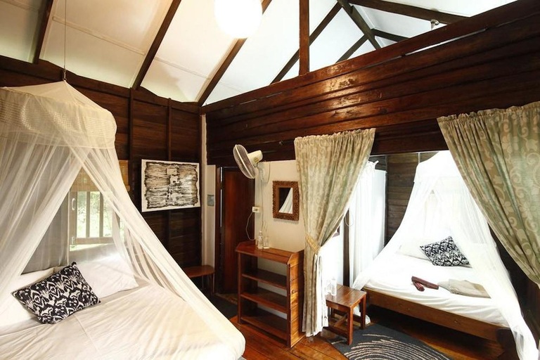 Bedroom 2, Oon Lee Bungalows, Nua Khlong