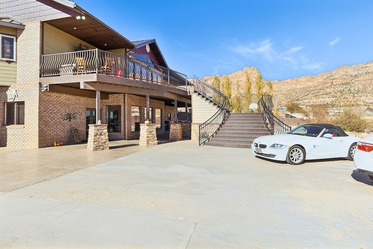 Exterior & Views 1, Zion Cliff Lodge, Mohave