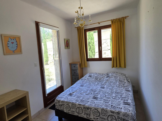 Bedroom 5, Beautiful villa with a private, fenced-in swimming pool, Hérault