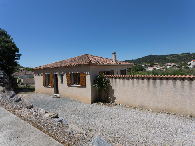Exterior view 5, Villa near Carcassonne with Heated Pool, Hérault