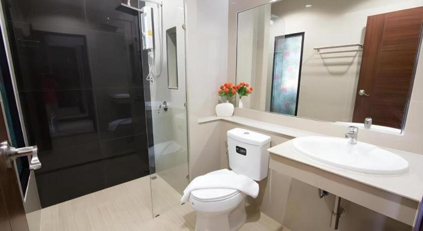 Bathroom 3, UDTEL Boutique Hotel, Muang Udon Thani