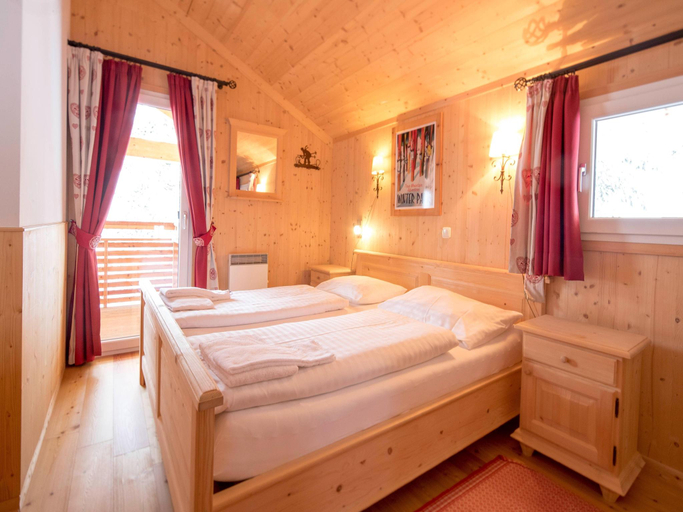 Bedroom 4, Chalet in Alps near Ski Slopes & Sauna, Murau