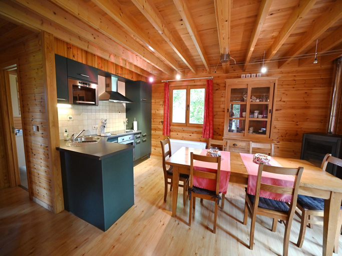 Food & Drinks 4, Chalet in Biron with Sauna and Nature Views, Luxembourg