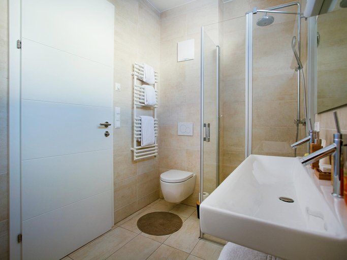 Bathroom 5, Amazing chalet with IR sauna, Murau