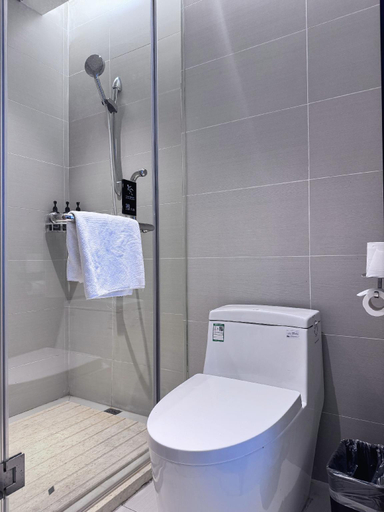 Bathroom 3, City Comfort Inn Wuhan Optics Valley Technology Exhibition Center, Wuhan
