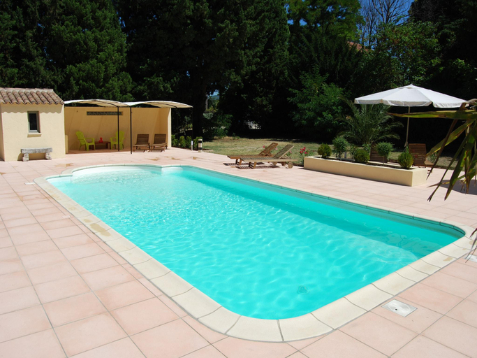 Sport & Beauty 2, Mansion in Provence with Pool Near Town, Vaucluse