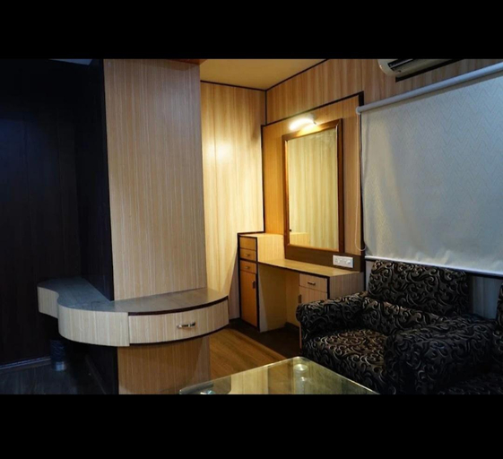 Sport & Beauty, Hotel Rahul, Nagpur