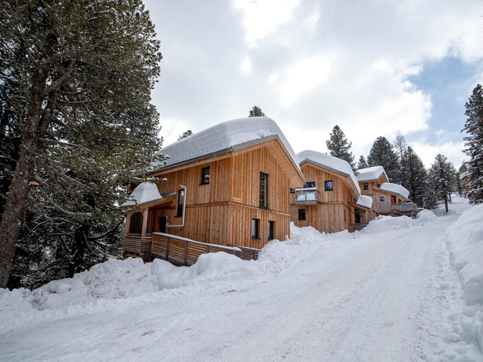 Exterior view 5, Chalet in Turracherhöhe with Sauna & Ski Access, Murau