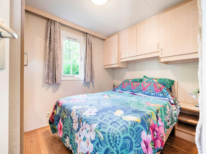 Bedroom 3, Chalet in Stegeren near Hiking Trails, Ommen