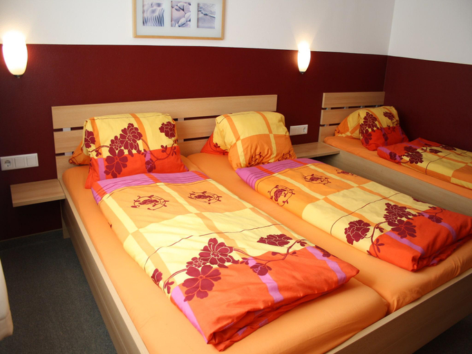 Bedroom 2, Chalet in Piesendorf near Kaprun, Zell am See