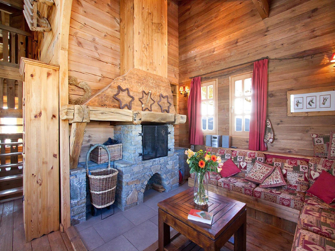 Interior view 5, Chalet in Alpe d'Huez with Sauna & Hot Tub, Isère