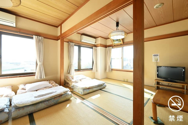 Bedroom 4, Business Hotel Izumi, Toyoake