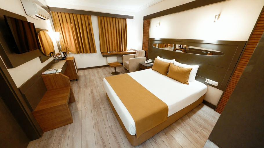 Bedroom 3, Lycus River Thermal Hotel, Akköy