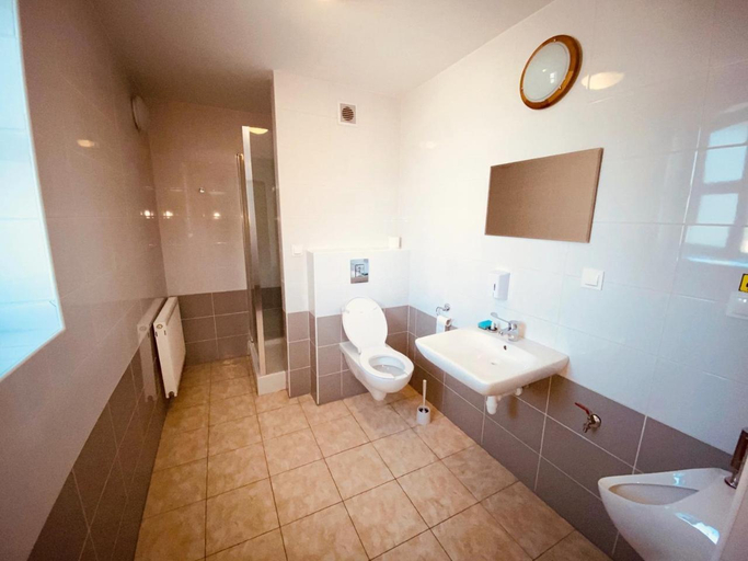 Bathroom 4, Hostel Bialystok Centrum, Białystok City