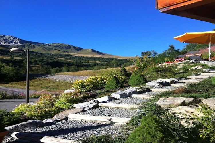 Garden 5, Charming Ski Lodge in Saint François Longchamp, Savoie
