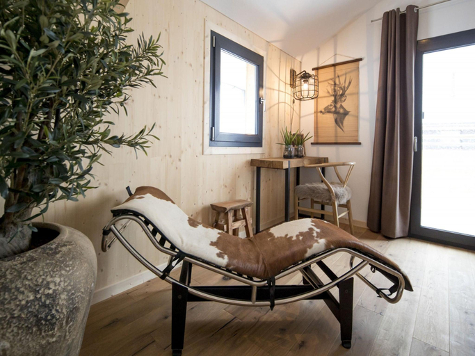 Others 5, Lovely chalet with sauna, Liezen