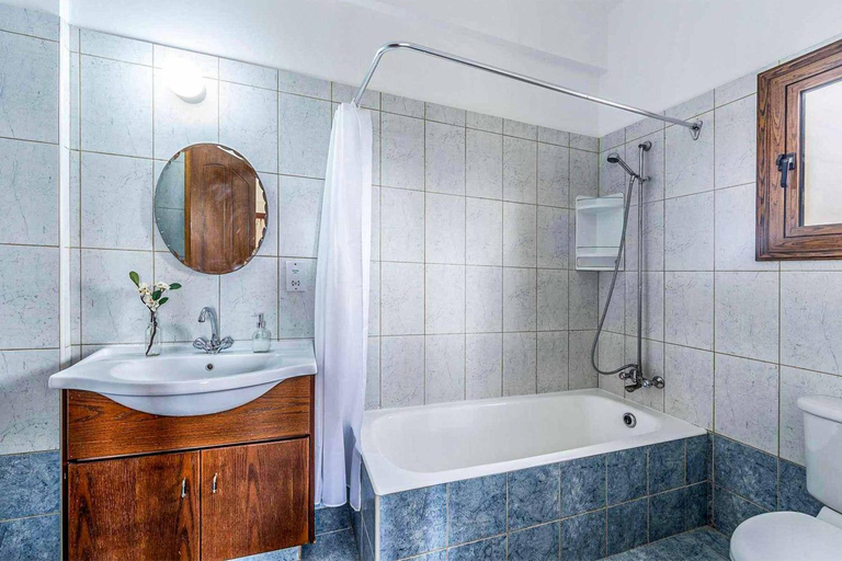 Bathroom 3, Villa Irene Polis