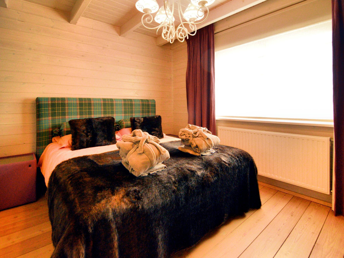 Bedroom 2, Peaceful Septon chalet spa, Luxembourg