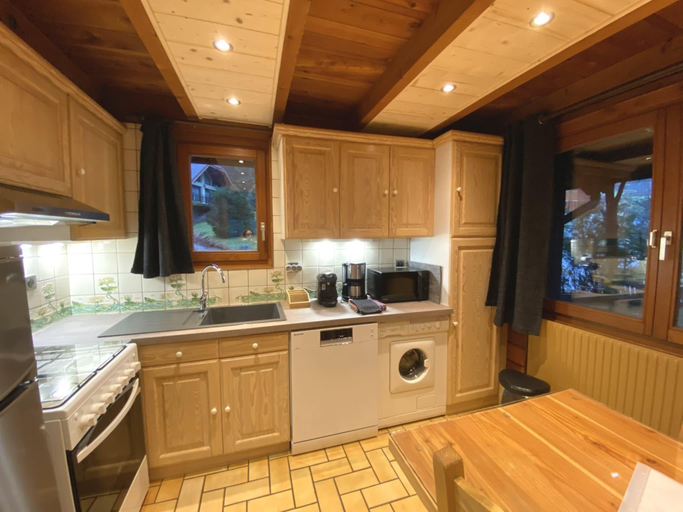 Kitchen 5, Chalet in La Bresse near Ski Resort, Vosges
