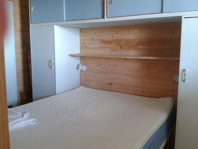 Bedroom 2, Alpine Chalet in Bourella, Hautes-Alpes
