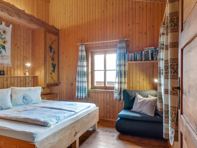 Bedroom 4, Chalet in Mortschach near Ski Slopes, Spittal an der Drau