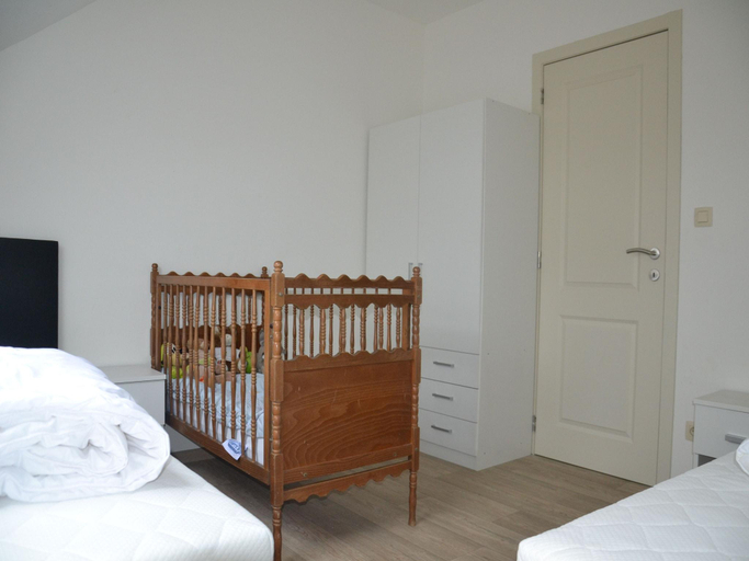 Bedroom 2, Apartment in Antwerp near Verbeke Museum, Oost-Vlaanderen