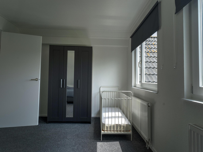 Bedroom 2, Villa in Zeewolde near Horsterwold Forest, Zeewolde