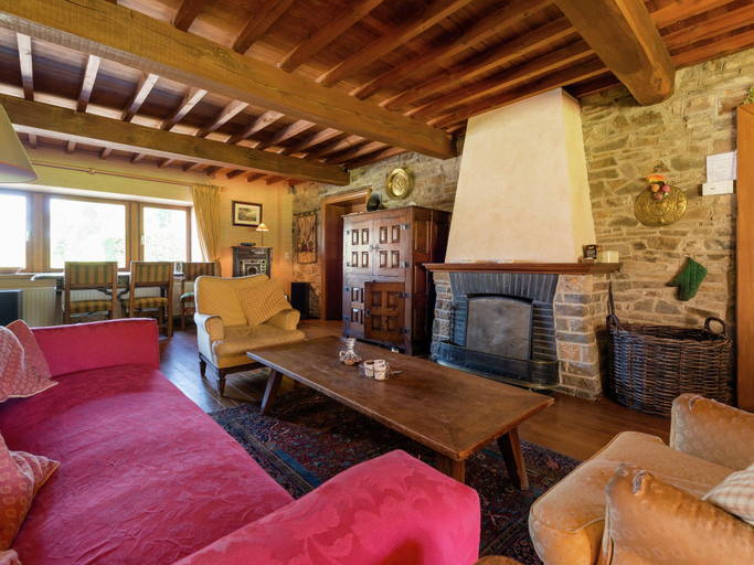 Others 5, Spacious Retreat in Warizy, Luxembourg