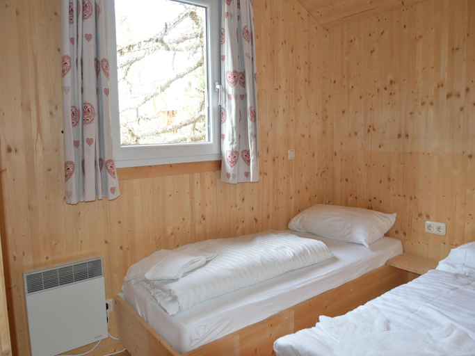 Bedroom 3, Chalet in Alps near Ski Slopes & Sauna, Murau