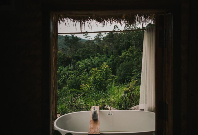 Bathroom 3, Yazama Homestay, Mae Taeng