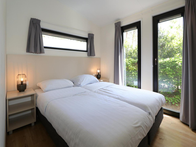 Bedroom 2, Modern chalet near De Veluwe National Park, Ede