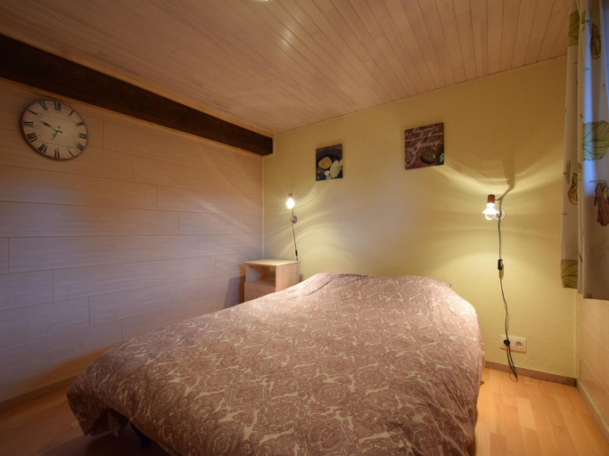 Bedroom 2, Comfortable cottage near Lake Cherapont, Luxembourg
