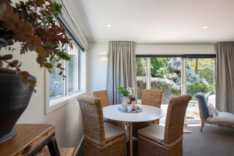 Others 4, Hillside Villa 4- Walk To Town- AC- Free Parking, Queenstown-Lakes