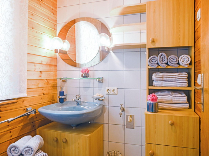 Bathroom 5, Cozy Chalet in Molln with Garden, Kirchdorf an der Krems