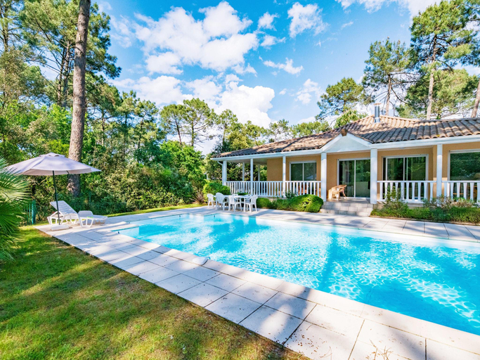 Swimming pool 5, Premium Atlantic Villa Retreat, Gironde