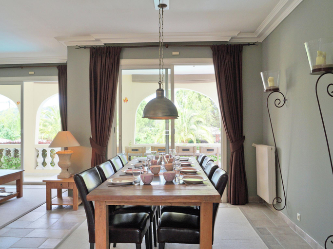 Food & Drinks, Spacious Villa Mougins, Alpes-Maritimes