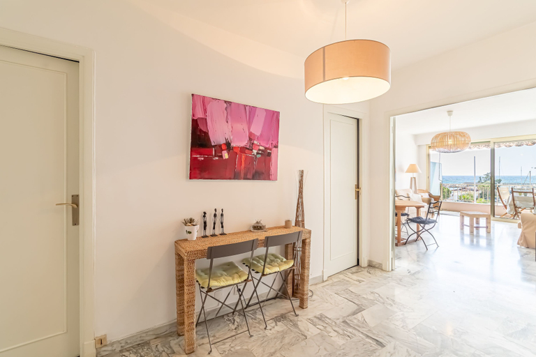 Room 2, Menton Garavan 2BR by the sea Parking, Alpes-Maritimes