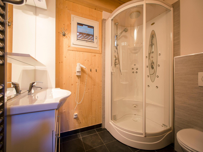 Bathroom 3, Chalet in Austria near Ski Slope Sauna, Murau