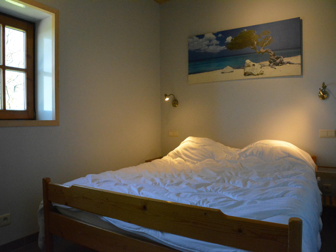 Bedroom 2, Charming Chalet in Vielsalm, Luxembourg