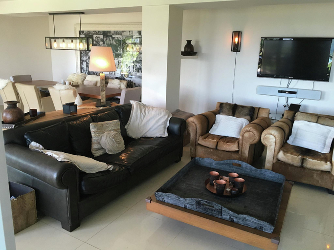 Interior view 2, Villa in Grasse with Private Pool, Alpes-Maritimes