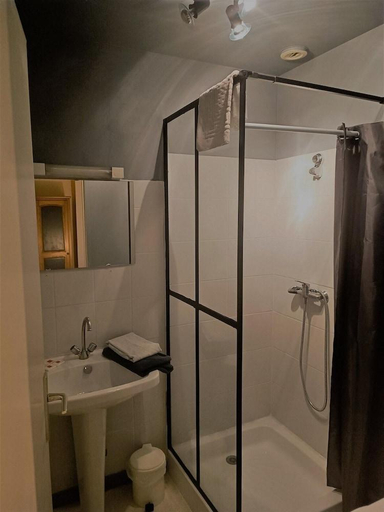 Bathroom, Hotel Restaurant L'Oree du Vercors, Drôme