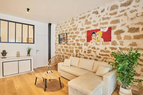 Others 2, Charming Apartment Center of Paris - Montogueil, Paris