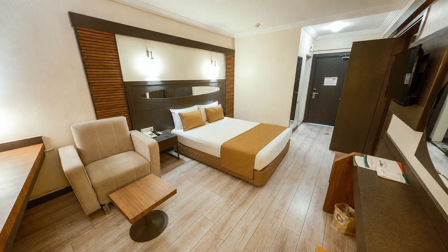 Bedroom 4, Lycus River Thermal Hotel, Akköy