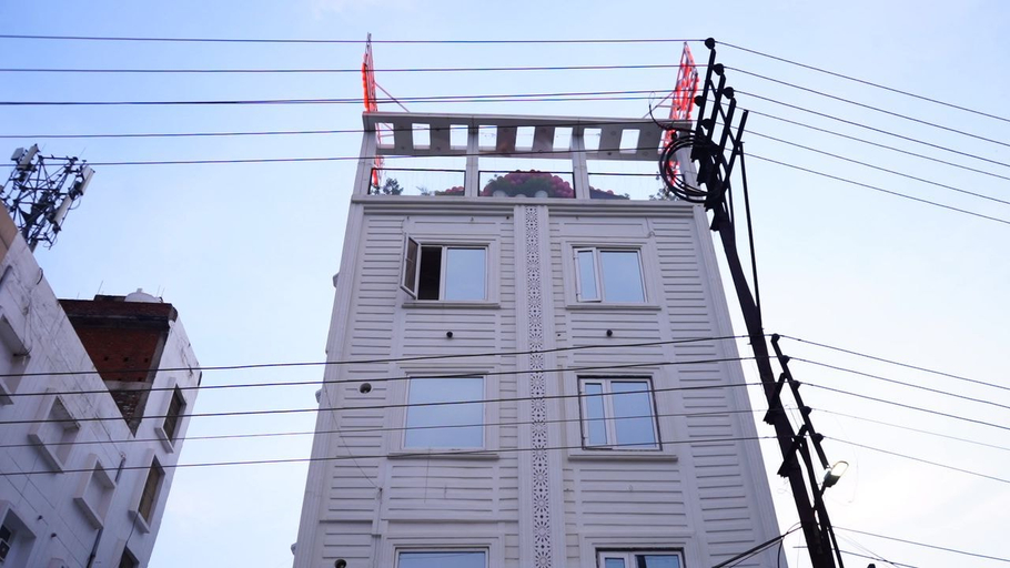 Exterior & Views 2, Hotel Kashi Crown, Varanasi